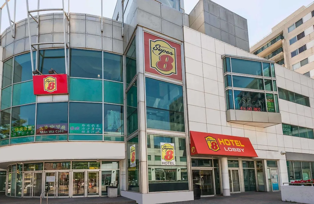 Super 8 By Wyndham Downtown Toronto-1